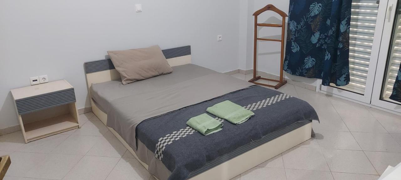 Carlos Apartment Артеміда Екстер'єр фото