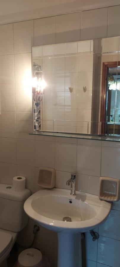 Carlos Apartment Артеміда Екстер'єр фото